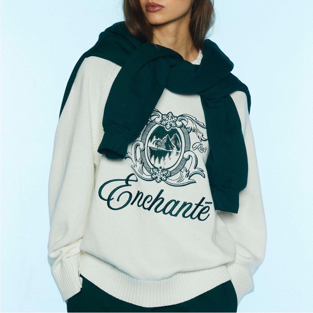 Enchanté by Daniel Riccardo | Sweater | Medium